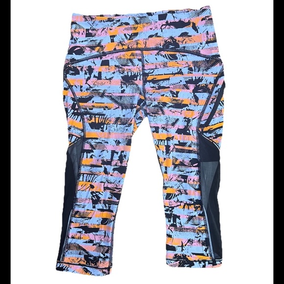 lululemon Pants - LULULEMON Sun Runner Crop 17" Capri Legging Women's 4 (0386)